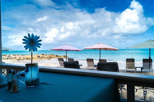 Coconut Grove Restaurant & Bar